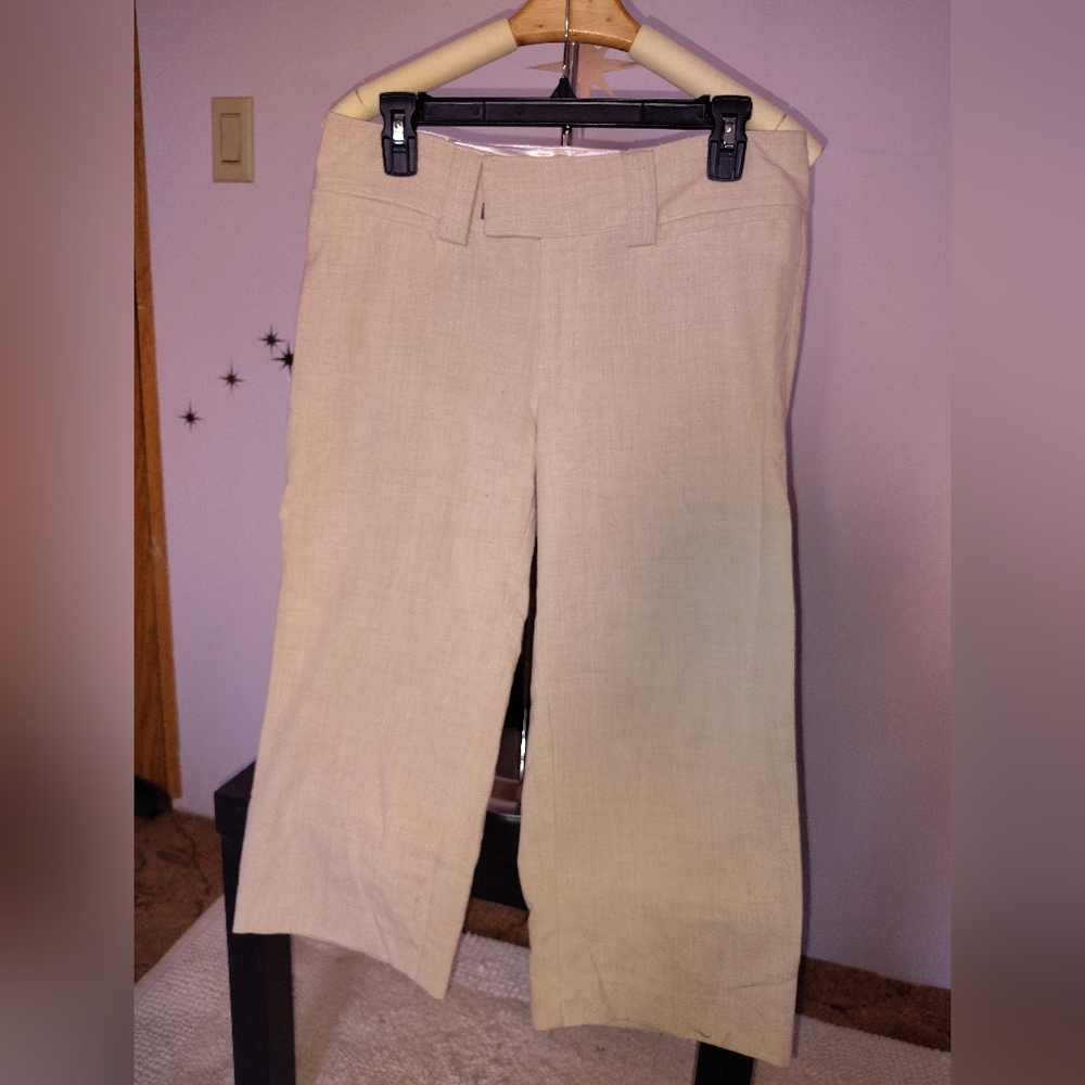 Maurices Ivory Satin Lined Capris